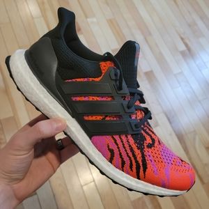 Adidas Ultraboost 1.0 Solar Black Red